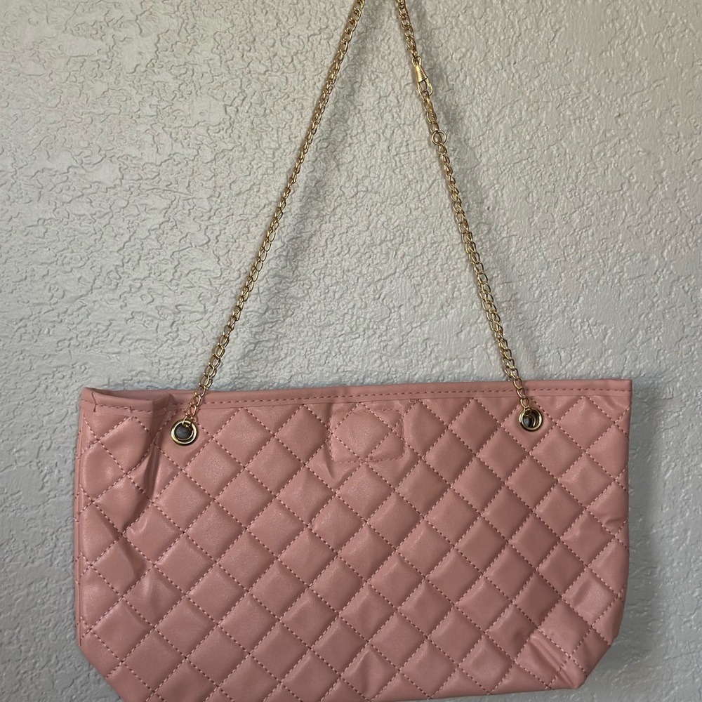 Elegant Quilted Shoulder Crossbody Bag NWT - Picture 9 of 11